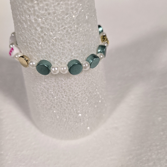 Colorful Beaded Bracelet with 'DOPE' Letters - Picture 3 of 8